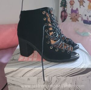 Jeffrey Campbell Suede Cors Suede Sandal Bootie Size 7.5